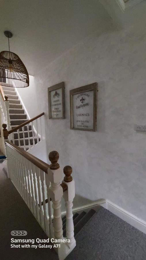 Homestay Poole Ngoại thất bức ảnh